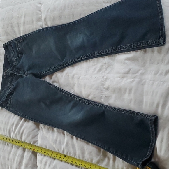 Silver Jeans - Picture 13 of 13